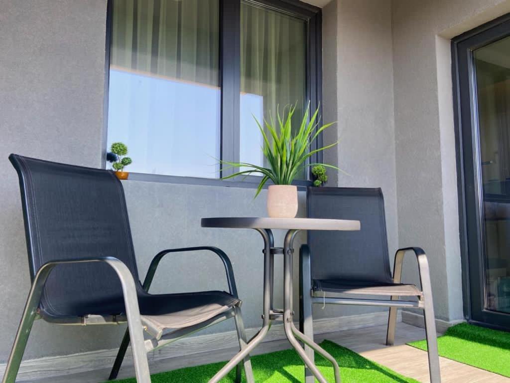 Peacock Apartament- Stefan Building Apartment นาโวดาริ ภายนอก รูปภาพ